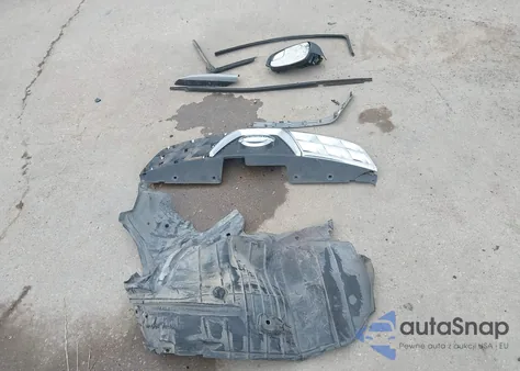 2017 Toyota Rav4 Le z USA, uszkodzony, nr VIN 2T3ZFREV4HW324025